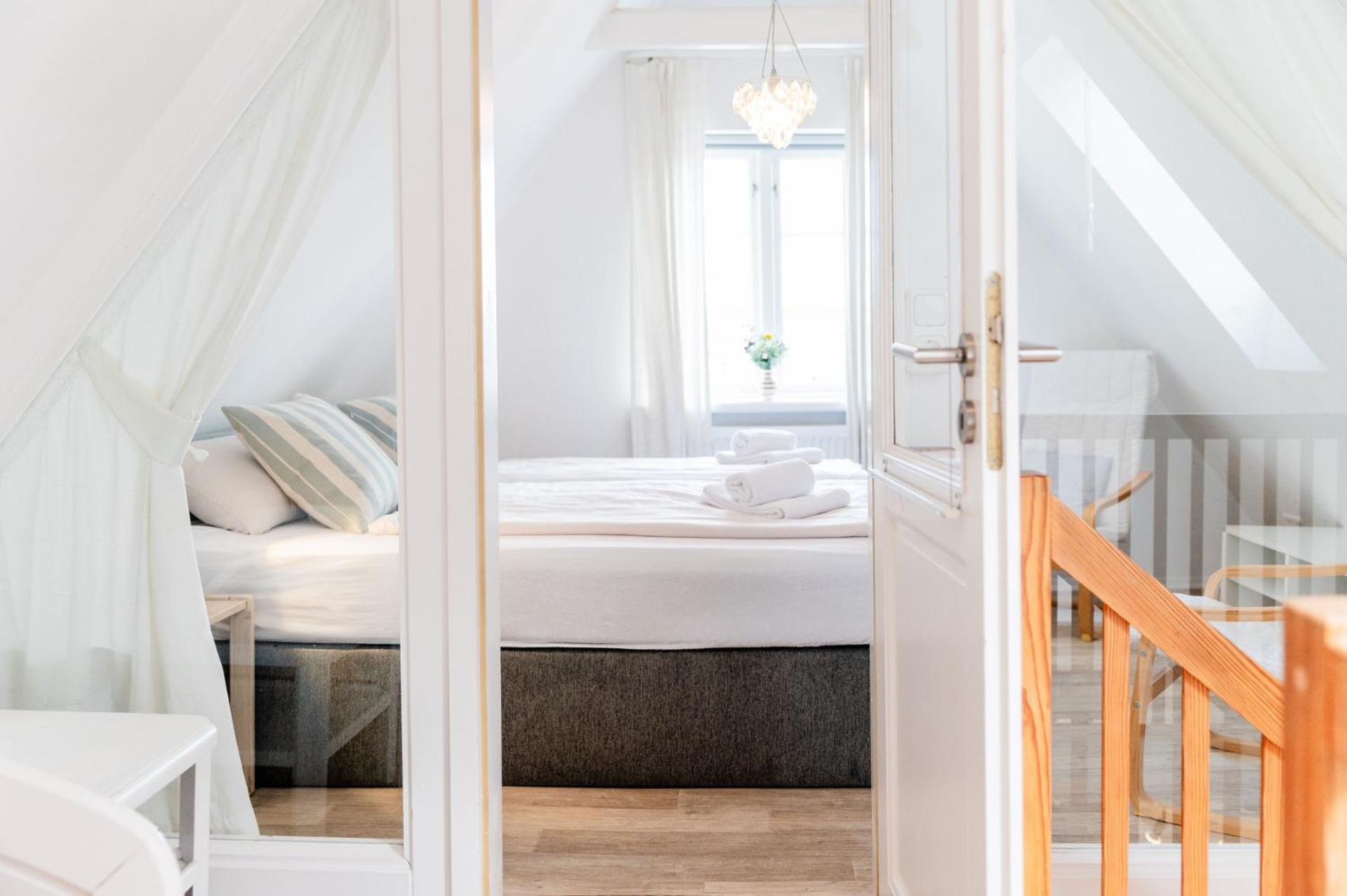 Hafenblick Ferienwohnung In Der Altstadt Mit Parkplatz 플렌스부르크 외부 사진