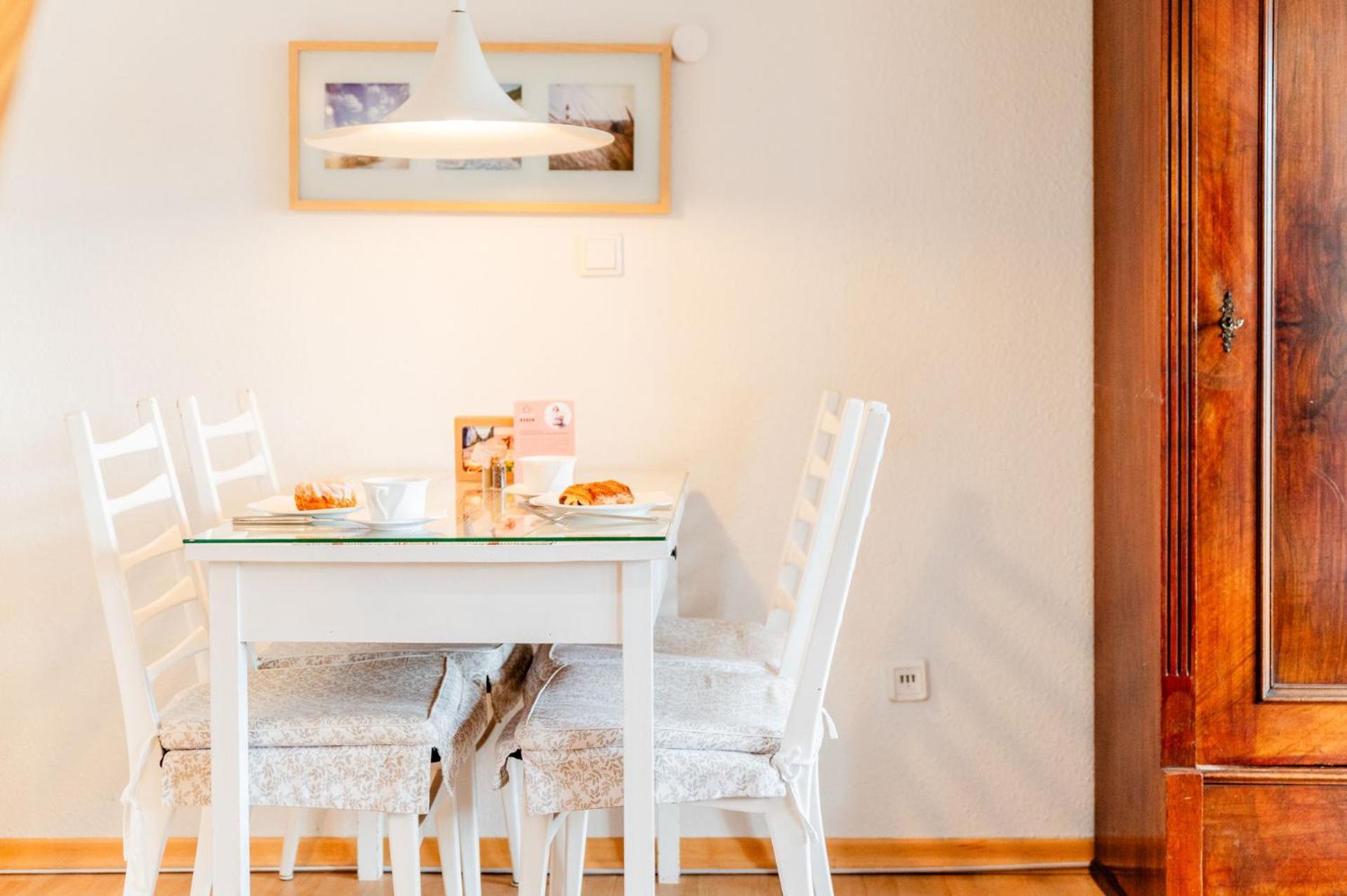 Hafenblick Ferienwohnung In Der Altstadt Mit Parkplatz 플렌스부르크 외부 사진