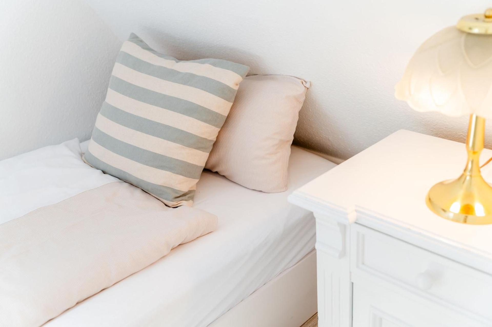 Hafenblick Ferienwohnung In Der Altstadt Mit Parkplatz 플렌스부르크 외부 사진